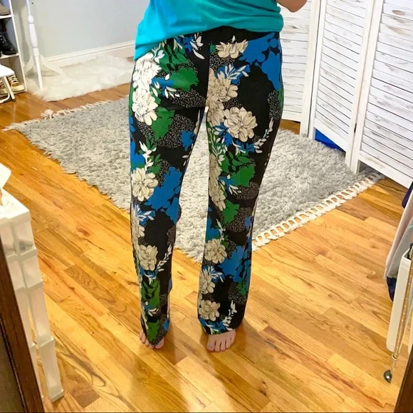 I.N.C | Blue Floral Wide Leg Pants - Picture 2 of 9